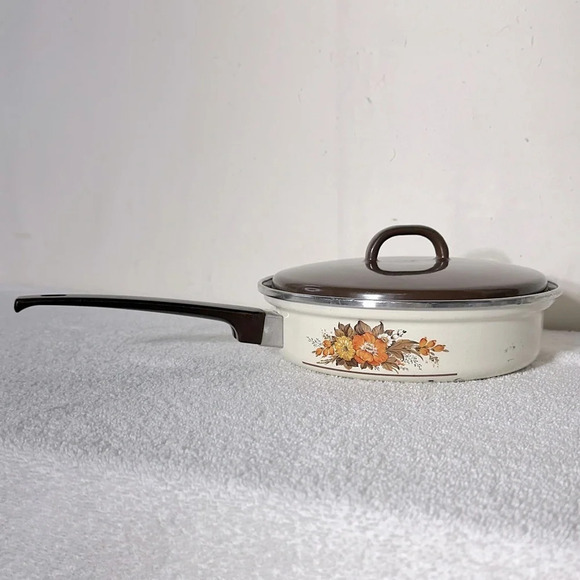 Vintage Enamelware Autumn Flowers Skillet Frying Pan With Lid - Picture 3 of 15